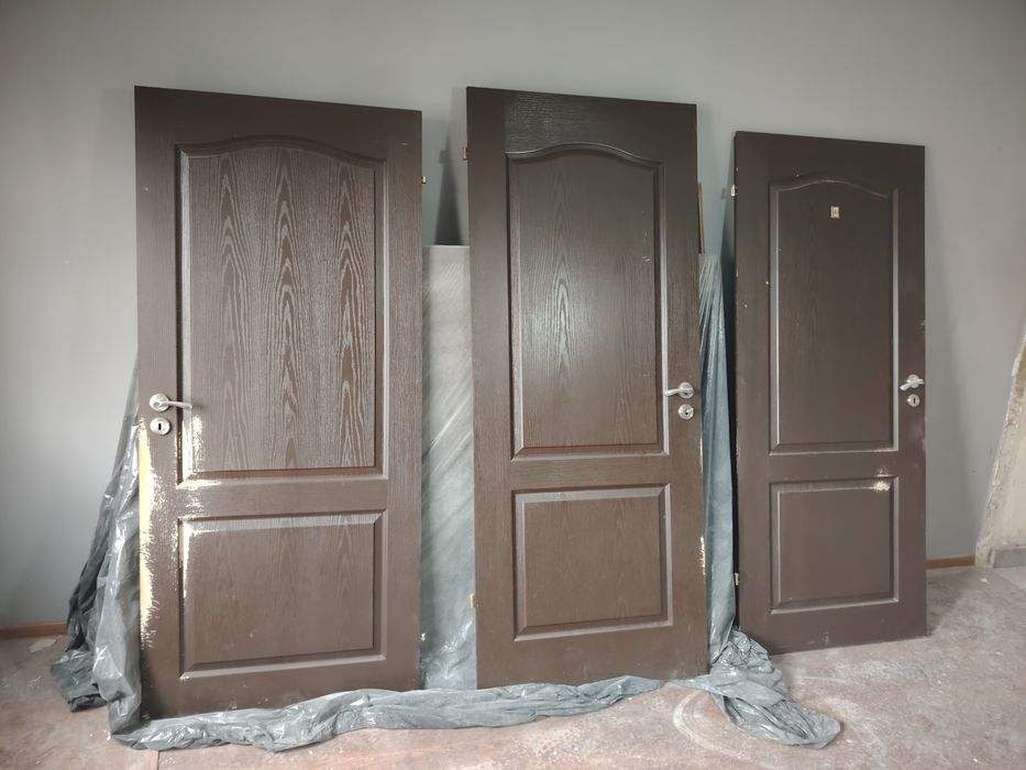 Интериорни врати със забележки