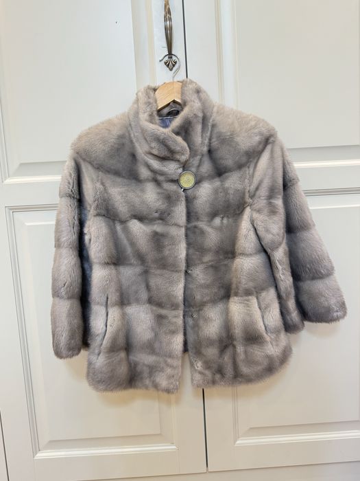 Продам норковую шубу Греция