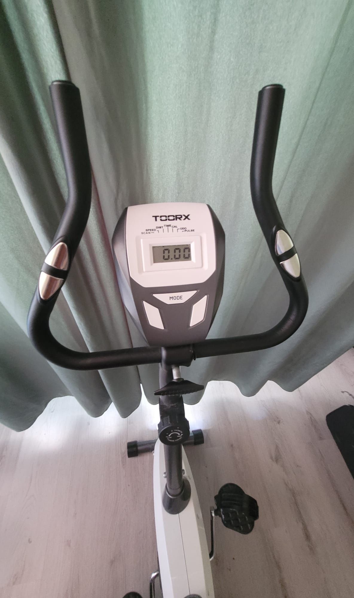 Bicicletă fitness или bicicletă de exerciții.