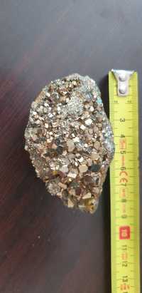 Pirita aurifera mineral