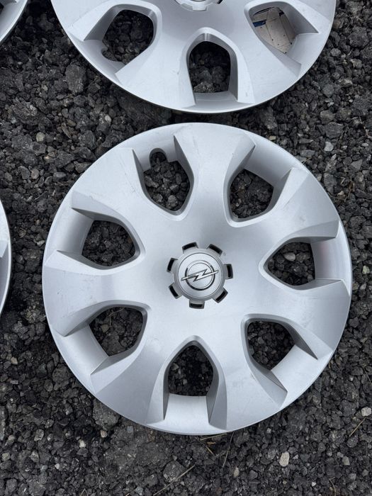 Capace janta opel R16
