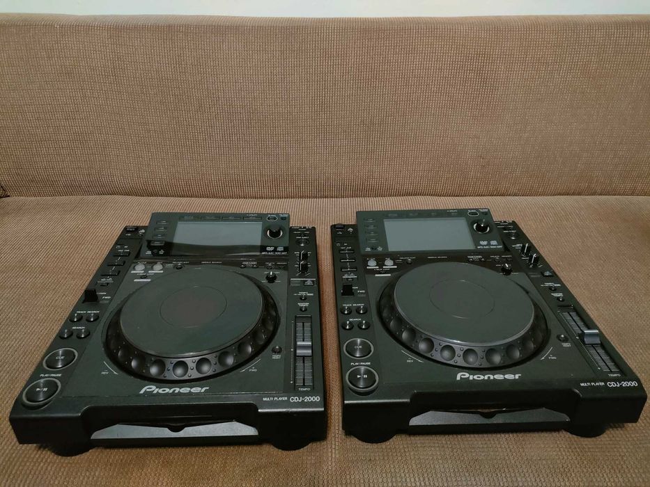 Semanatoare Pioneer cdj 2000 impecabile