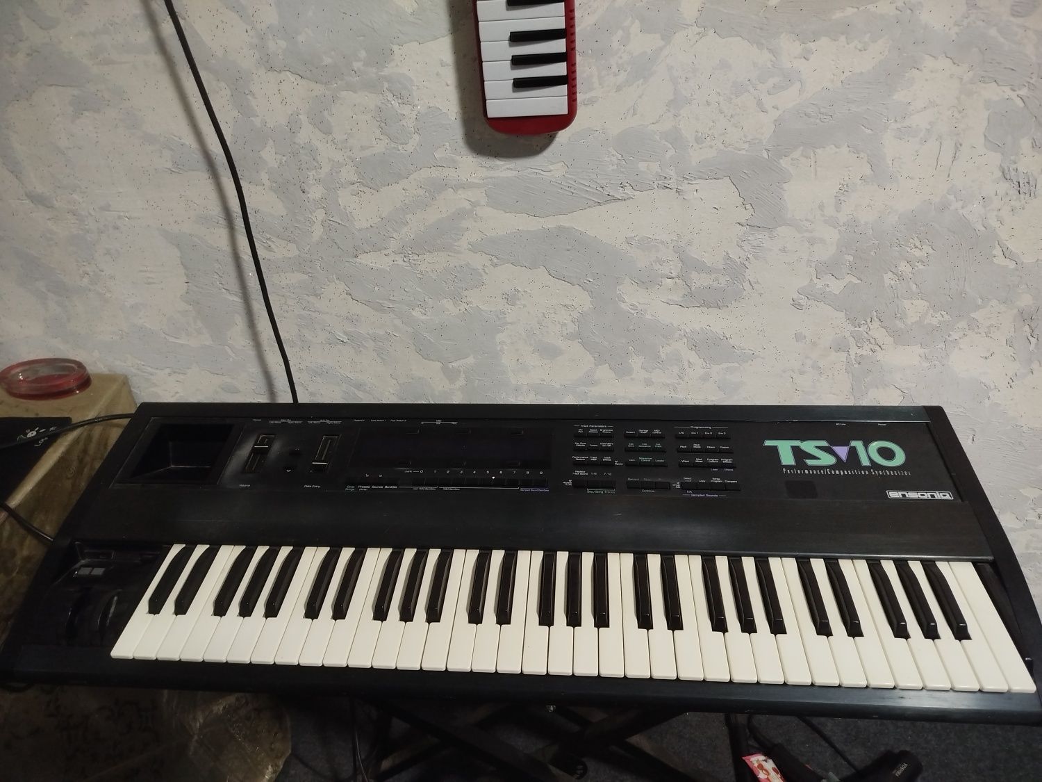 Эnsoniq Ts 10 3.5 versiya