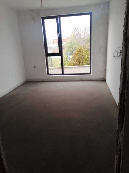 Продава се Тристаен апартамент в Пловдив, Остромила - 113 кв.м за 1105 €/кв.м - Снимка #2