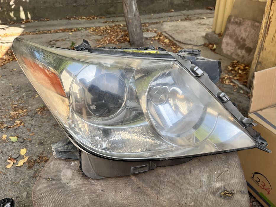 Фара правая lx570 с AFS