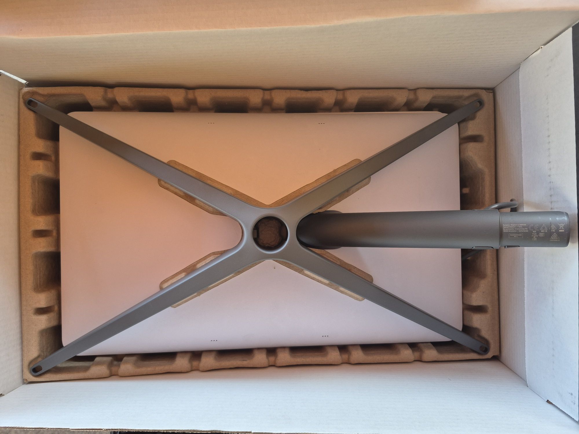 Kit antena si router STARLINK nou in cutie pentru cabane, rulote, casa