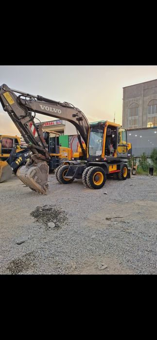 Ekskavator VOLVO 145