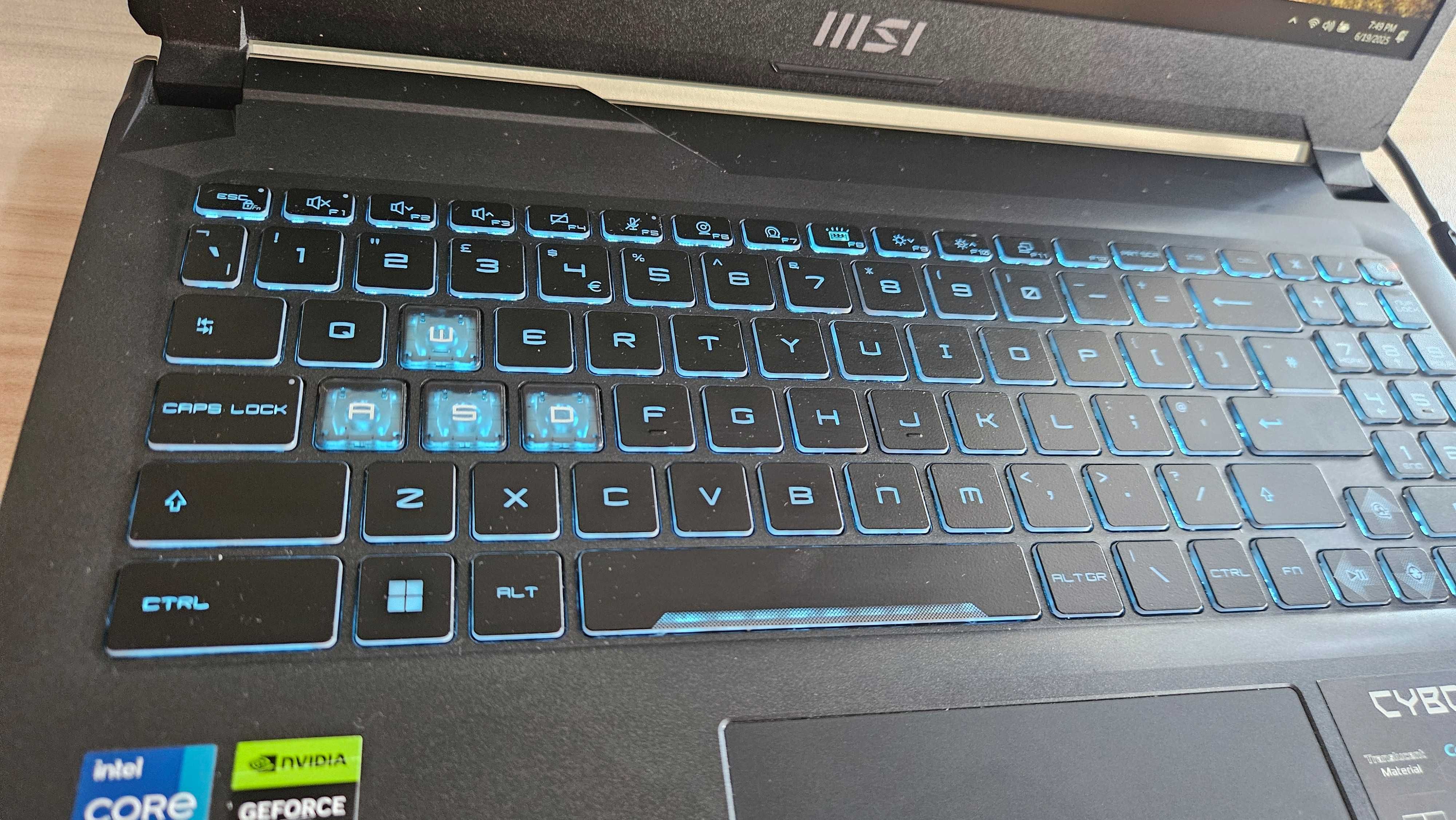 MSI Cyborg 15 A12vx Rtx 4060