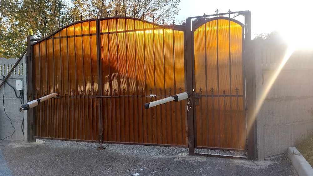 Продам ворота, состояние хорошее, без автоматики