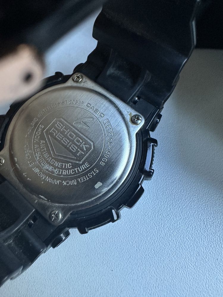 Часовник G-Shock
