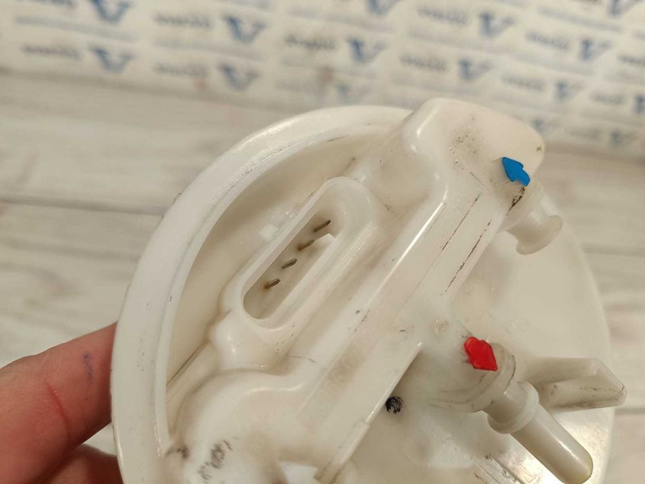 Pompa benzina VOLVO S40 V40 1.6 , 1.8 benzina 2001 - 2004 COD 30630538