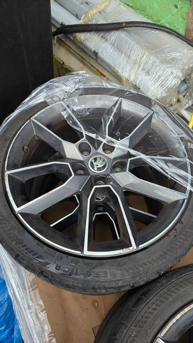 Джанти с гуми Vrs шкода,сеат,ауди