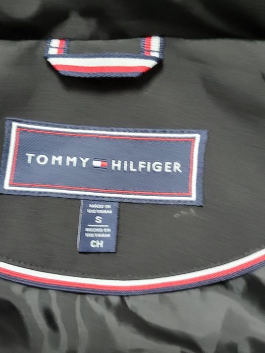 Vind Geaca Tommy Hiflingher