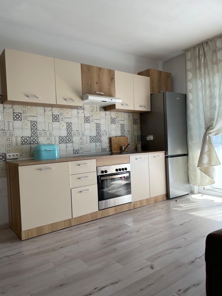 PF Inchiriez apt 1 dormitor si sufragerie, cart. Buna Ziua