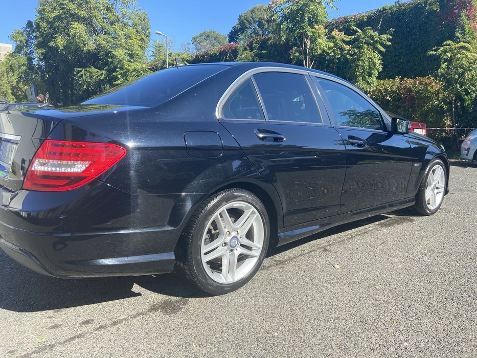 Mercedes Benz C180