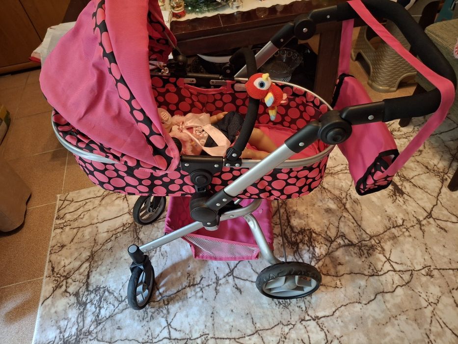 Количка за кукли