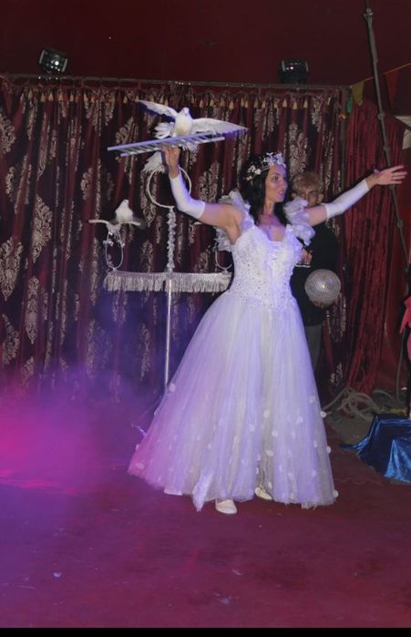 На торжества и различные праздники