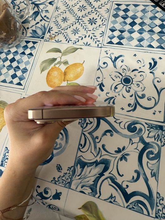 Iphone 16 pro 512 , Folosit