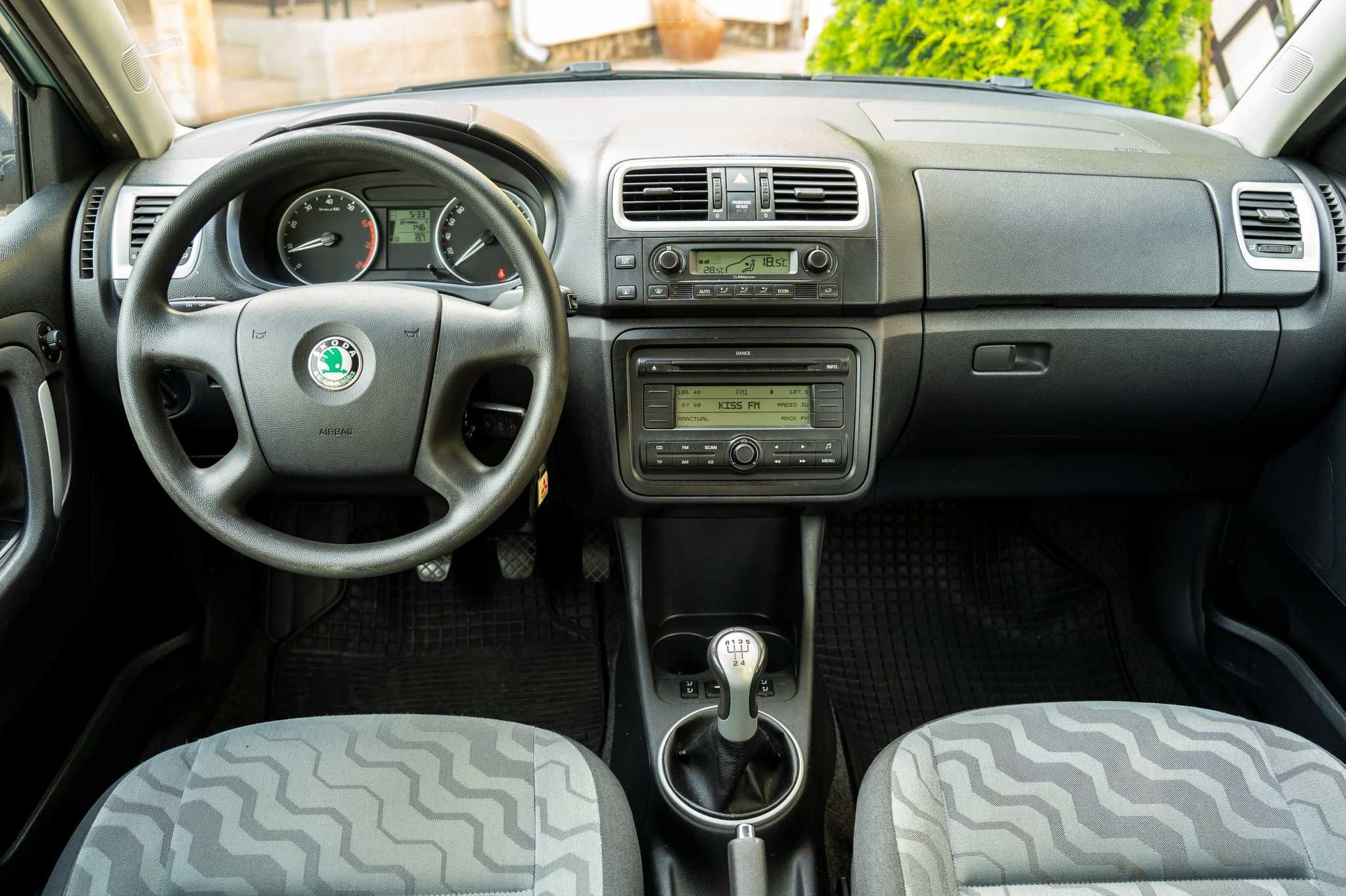 Skoda Fabia * 1.4 Benzina * Climatronic * Incalzire scaune * Senzori
