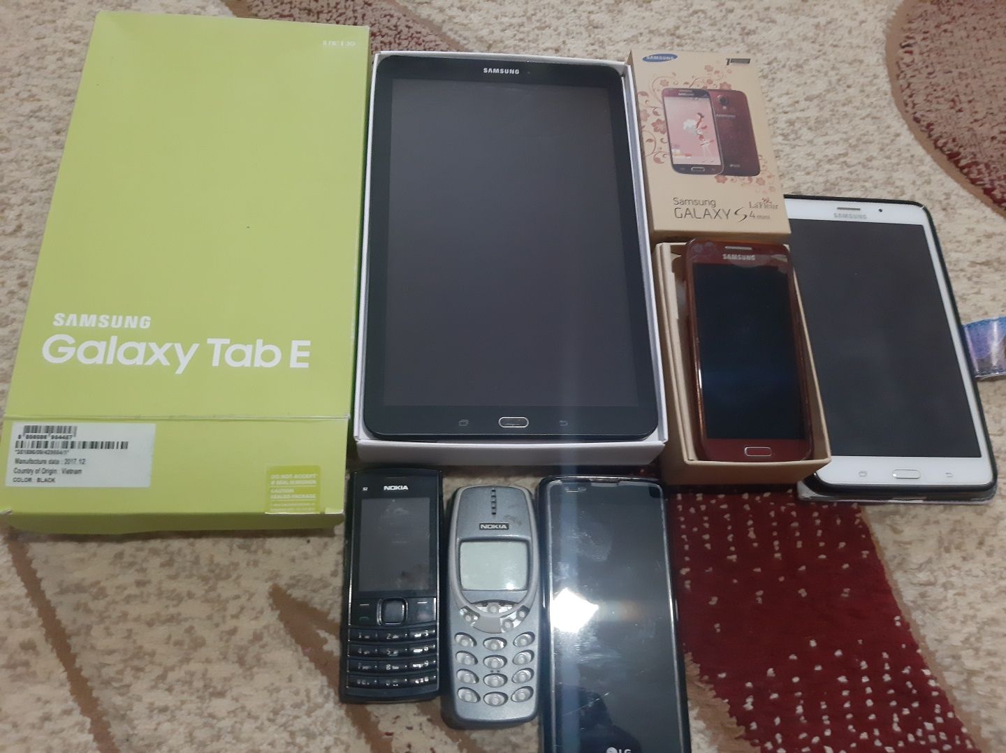 Samsung duos .  Две сим карты