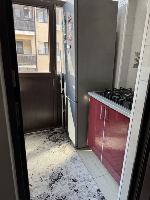 Inchiriez apartent 3 camere