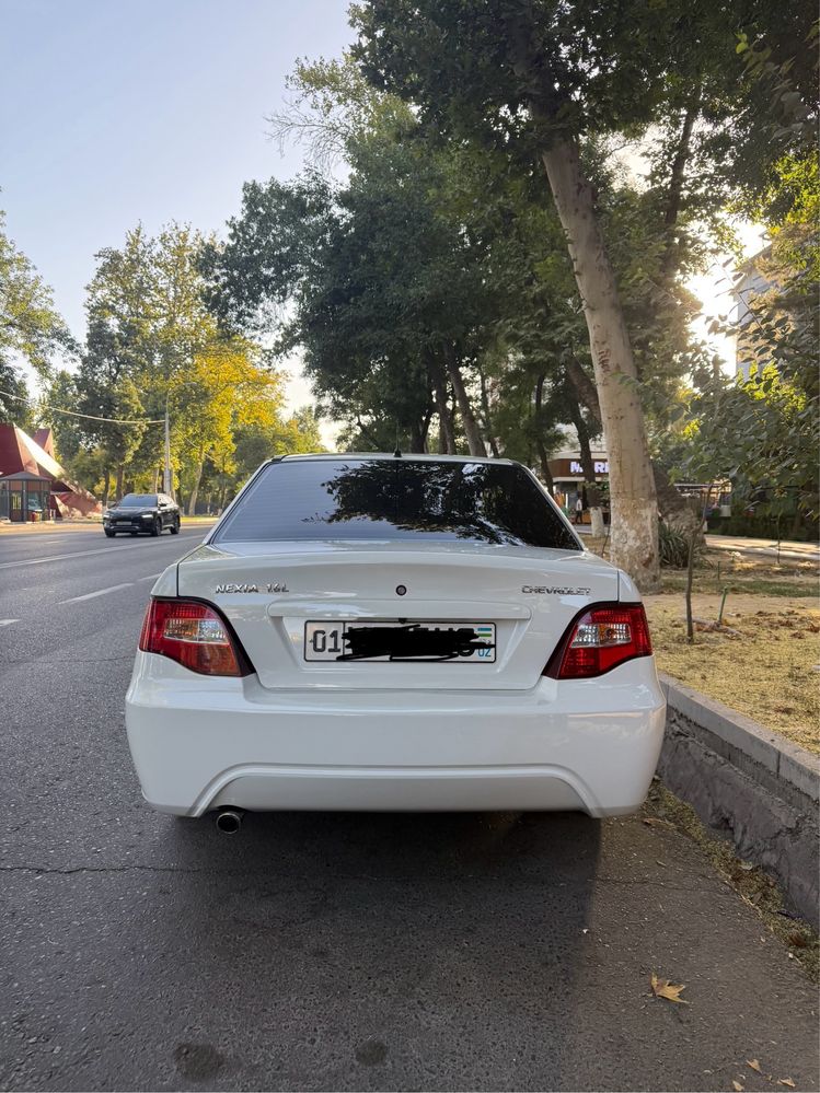 Nexia2 DONS 1.6 super 25.800km probeg