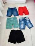 Lot pantaloni scurti m marimea 8-9 ani