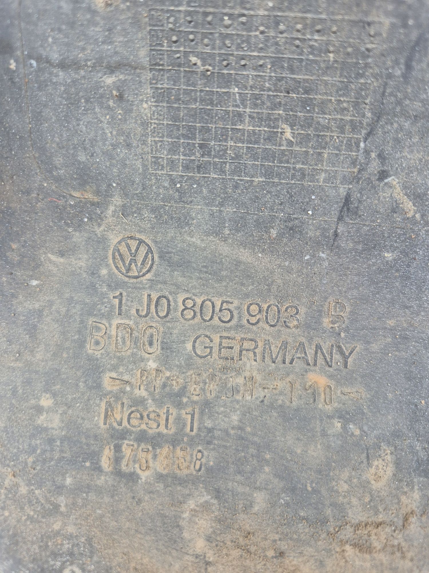 Спойлер VW Golf4