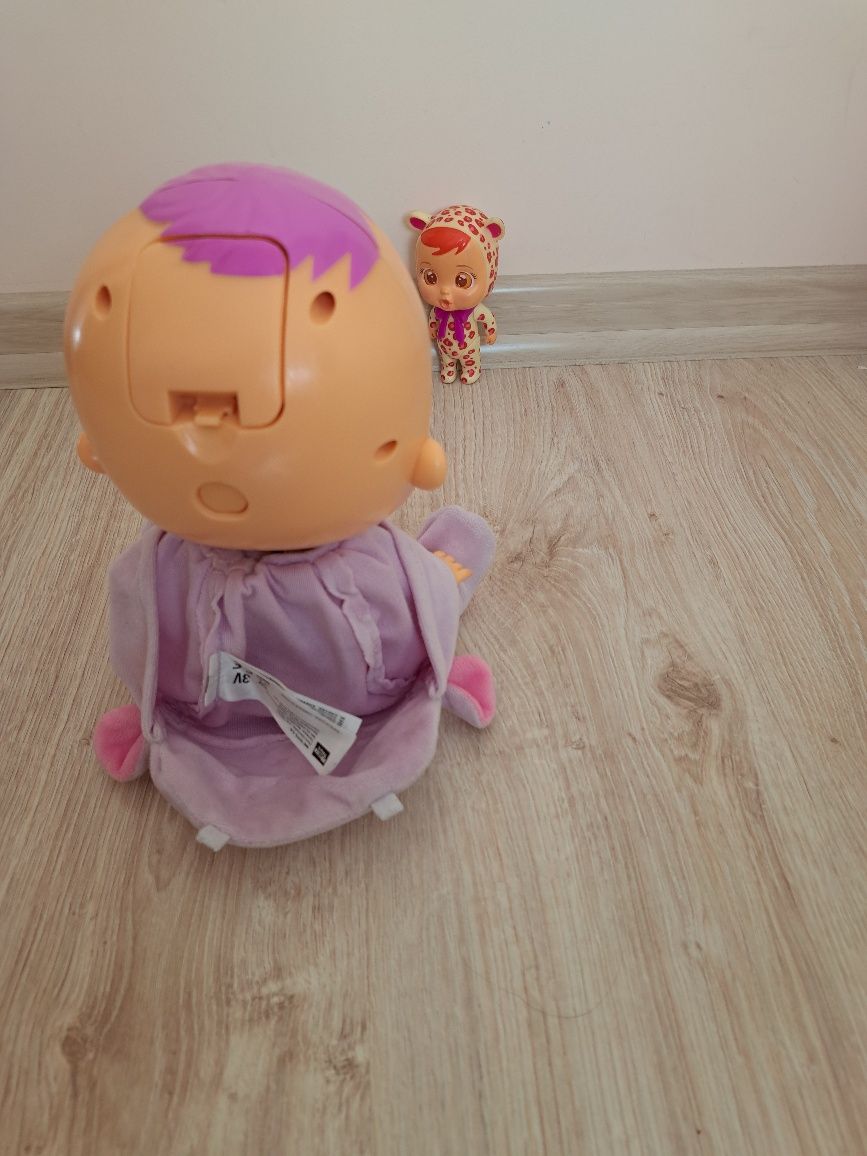Cry baby плачеща кукла с подарък мала кукла
