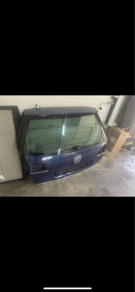 Haion + luneta Volkswagen Passat b6 kombi mic defect
