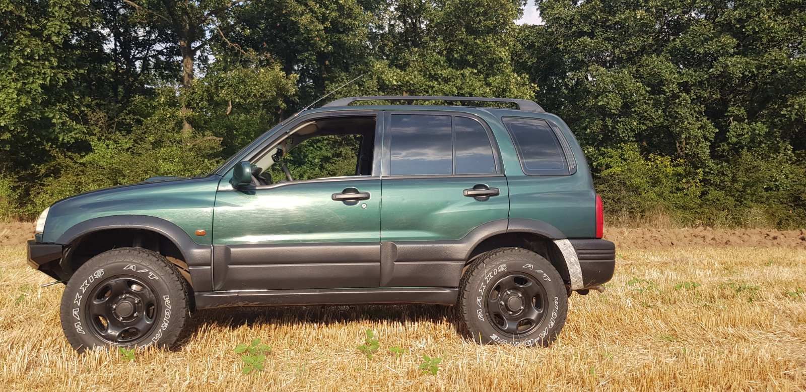 Джип Suzuki Grand Vitara 2.0 TD0898/870705