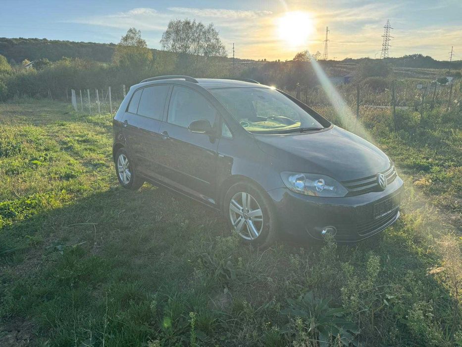 Vand volkswagen golf 6 plus, match, dotari full, 1.6 TDI recent adus.