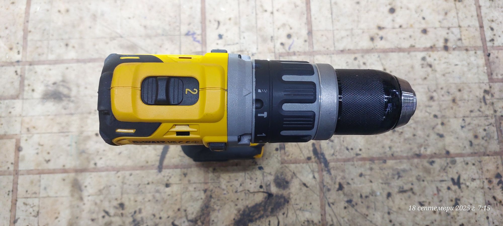 Винтоверт DeWalt DCD 796