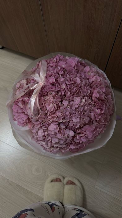букет из королевских гортензий