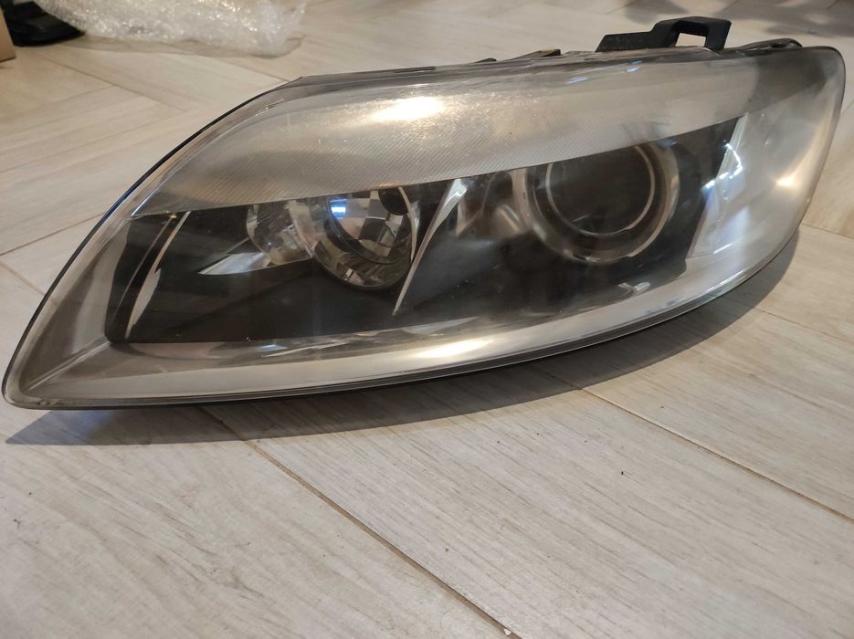 Комплект 2бр оригинални фарове за Audi Q7 4L