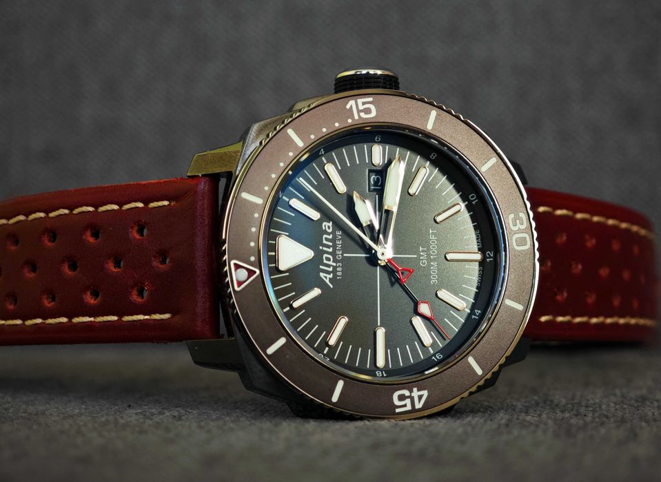 БАРТЕР Alpina Seastrong Diver GMT