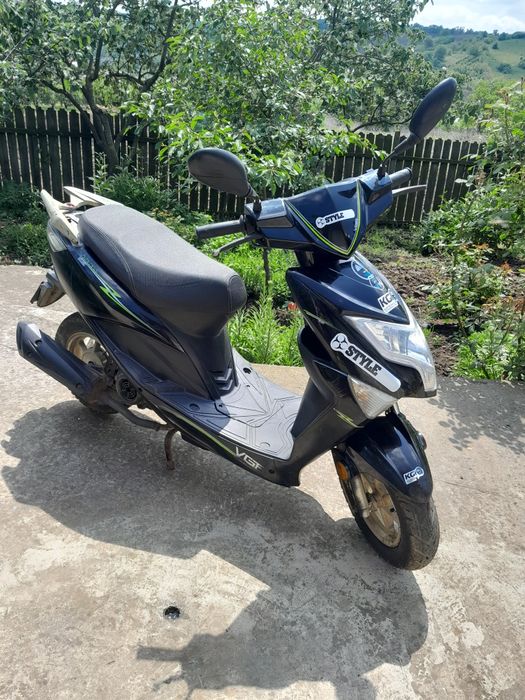 Scuter de vânzare (VÂND URGENT)