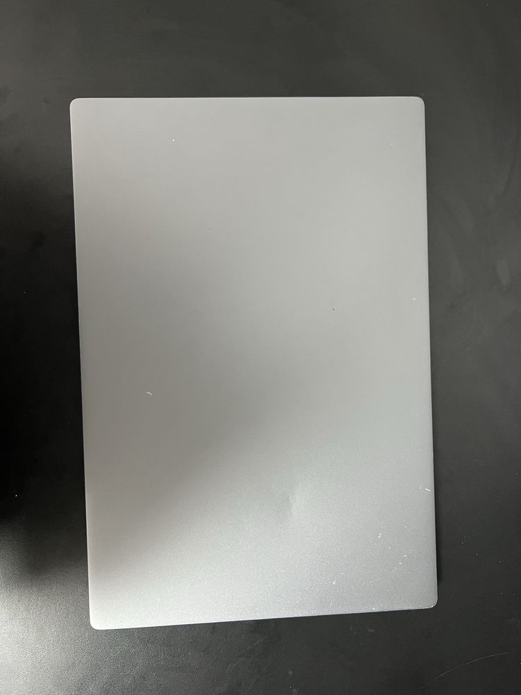 Core i7 8550U/16gb/256 gb MI