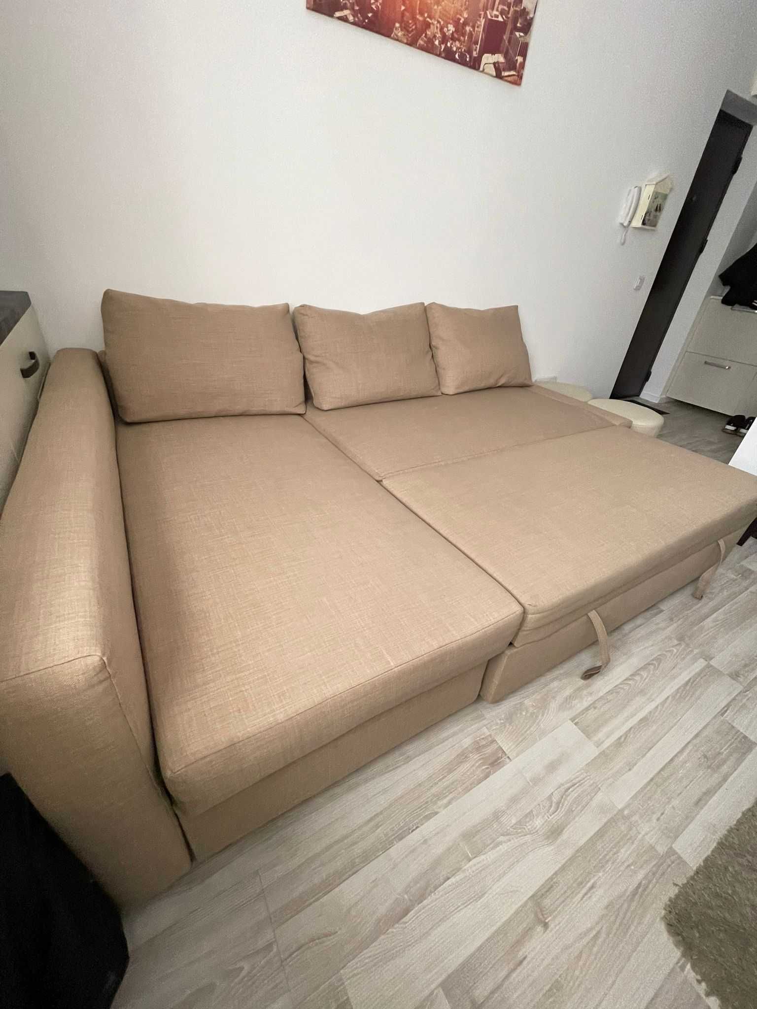 Canapea colt IKEA