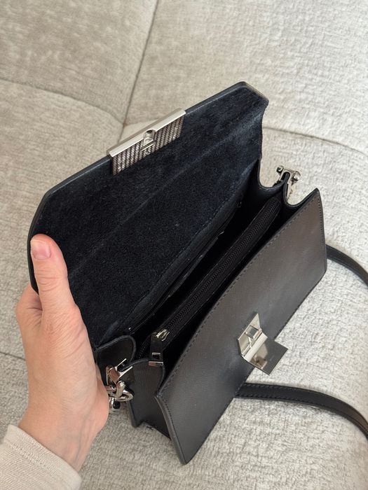 Дамска кожена чанта