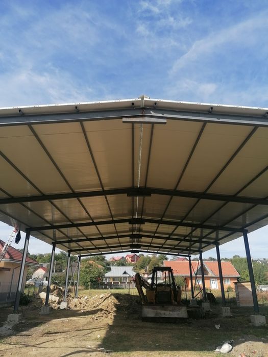 Vând hala metalica