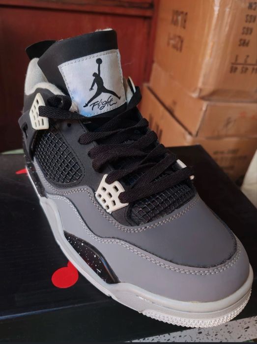 Jordan 4 Retro Fear