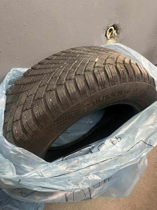 Две зимни гуми 215/55/16