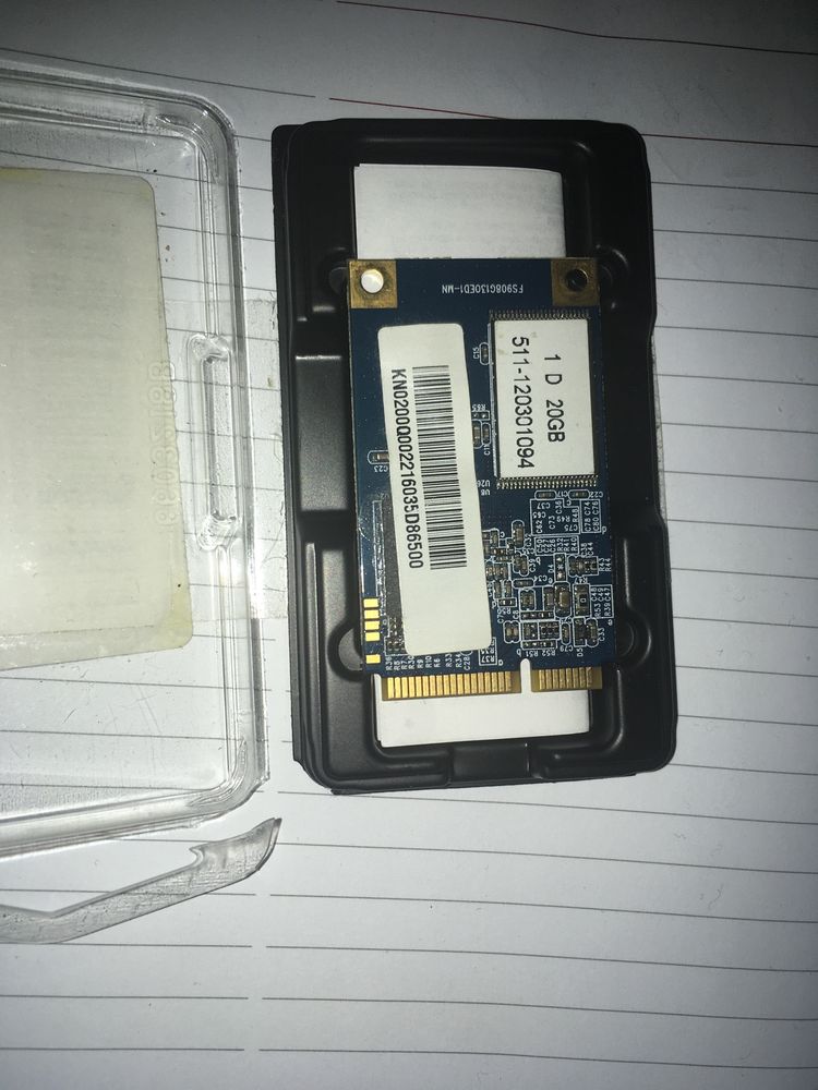 Vand ssd 20 gb, modul wi fi si memorie laptop