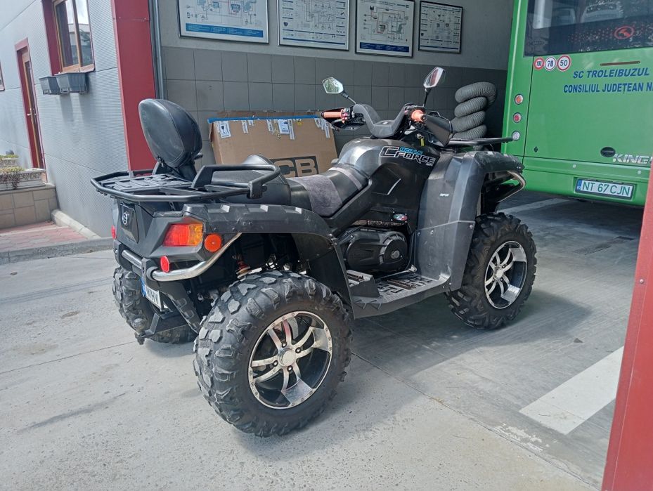 Cf moto 820le 4x4 ,fab 2019,Nr negru,,servodirecție,nu canam,Polaris,t