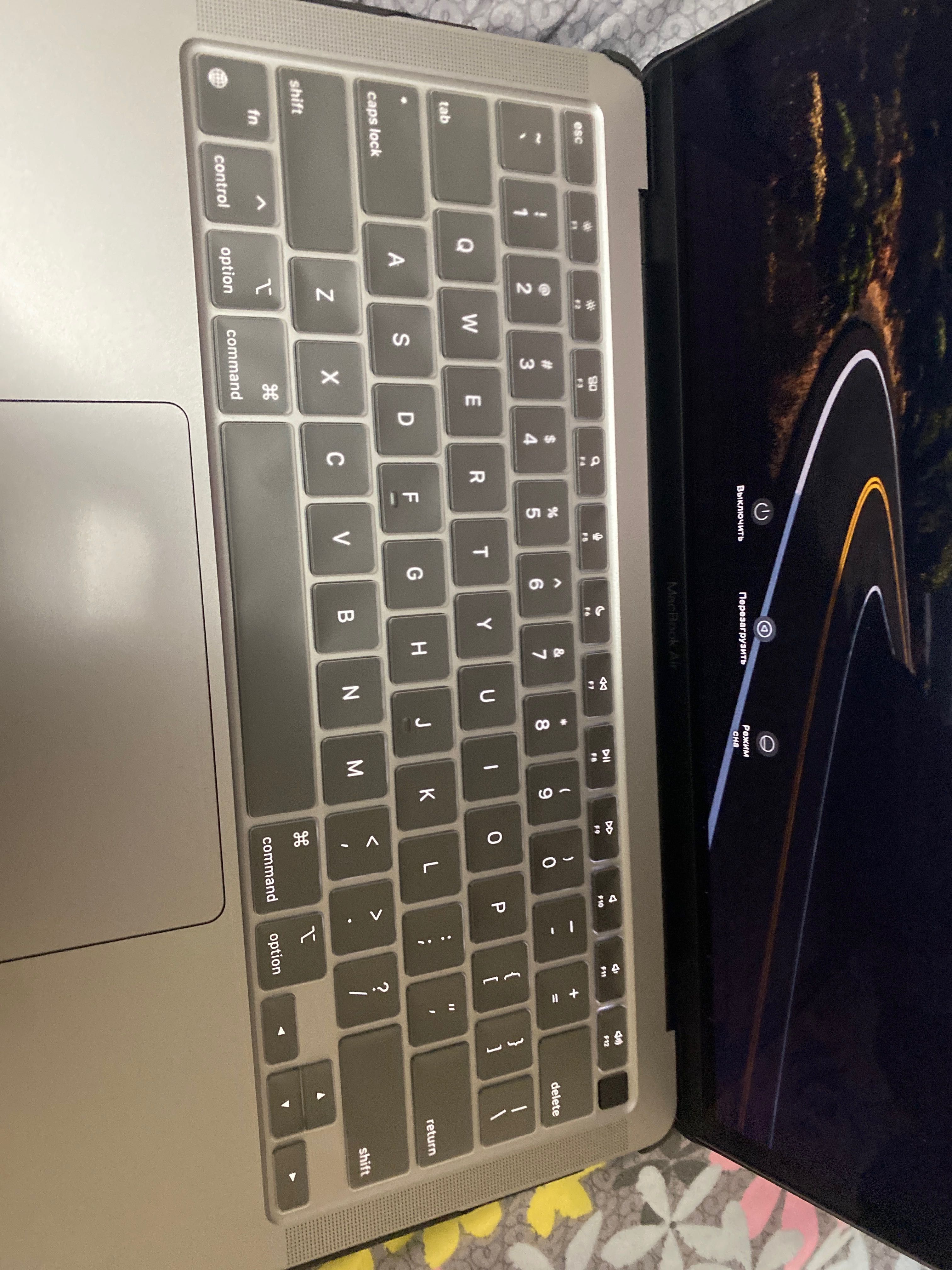 MacBook Air 2020 M1 8/256