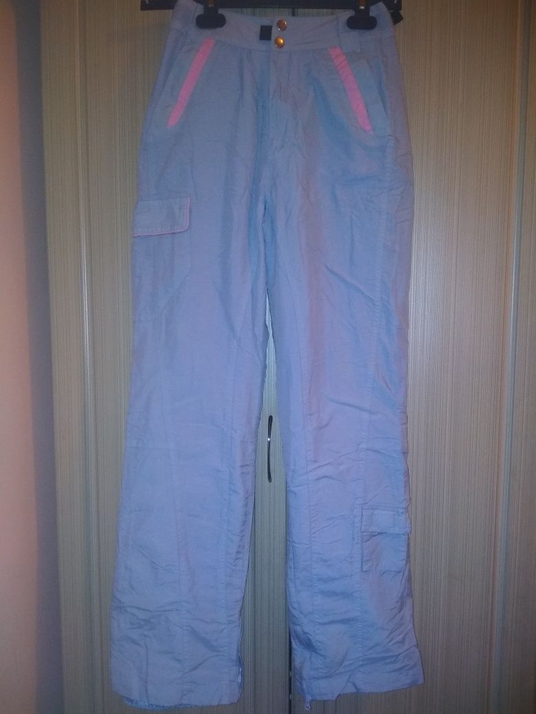 Новые непромокаемые спортивные/горнолыжные штаны, размер 40-42, 44-46