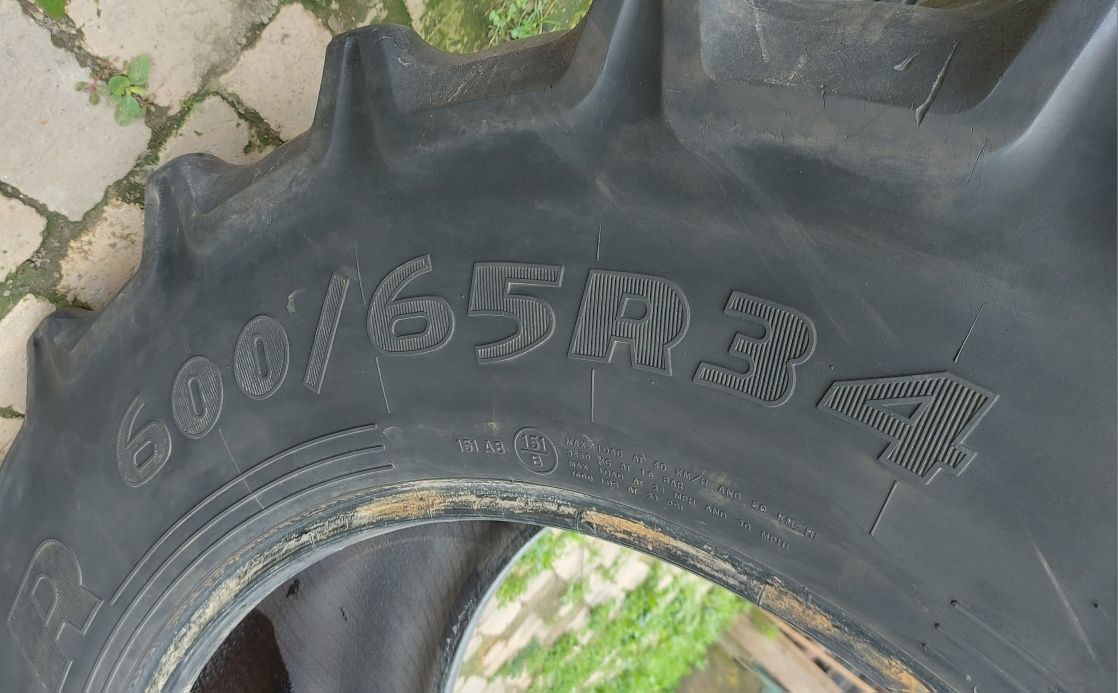 O bucată 600/65 - R34 Goodyear