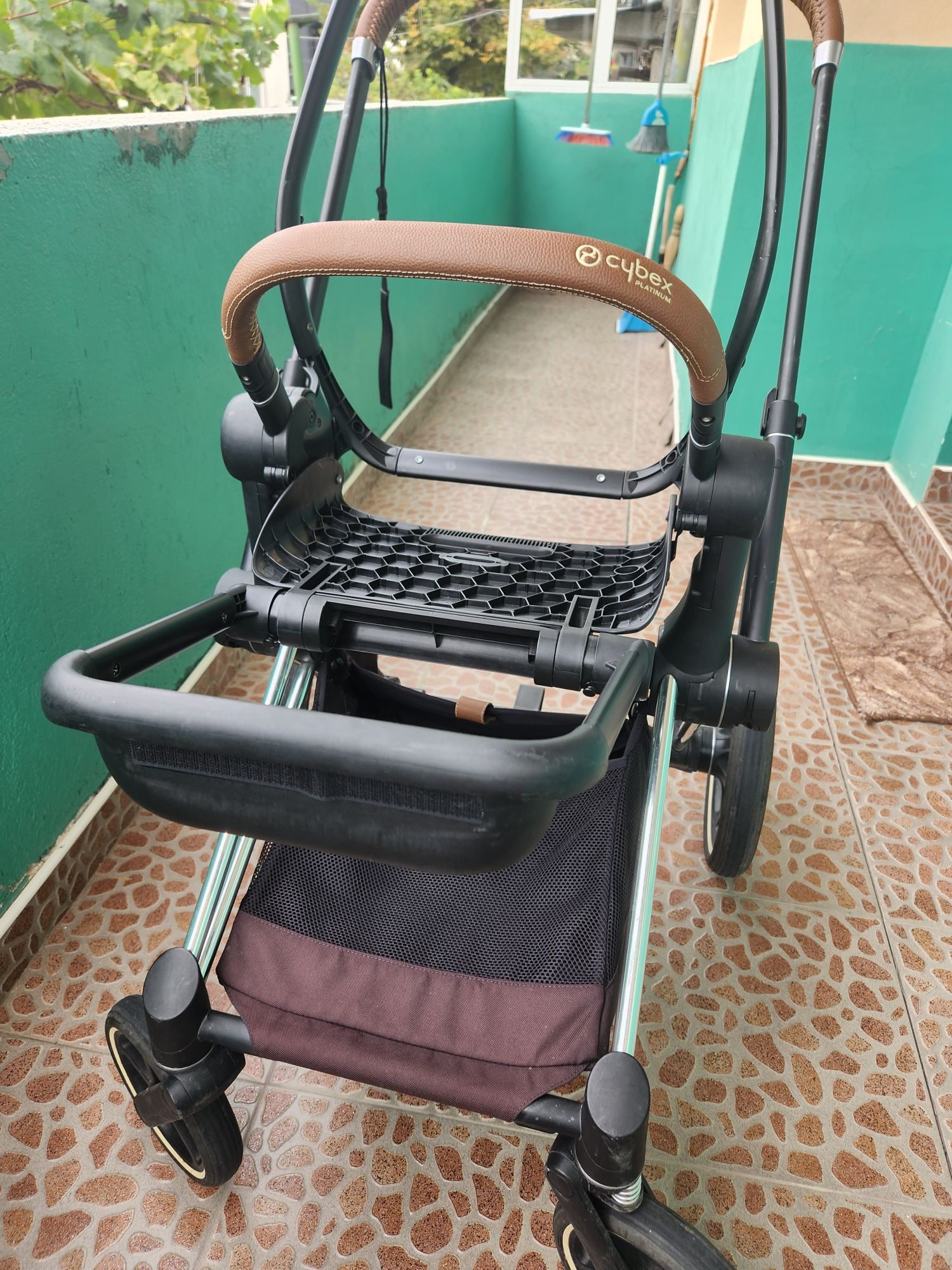 Шаси за количка Cybex Priam Rebellious + седалка