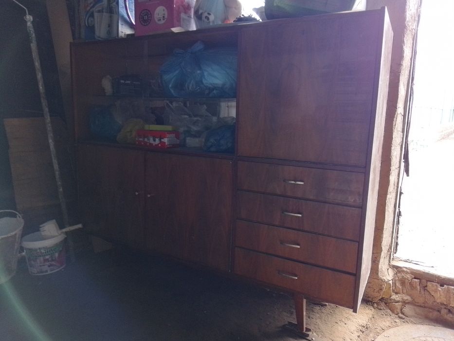 Сервант    жағдайы  жақсы